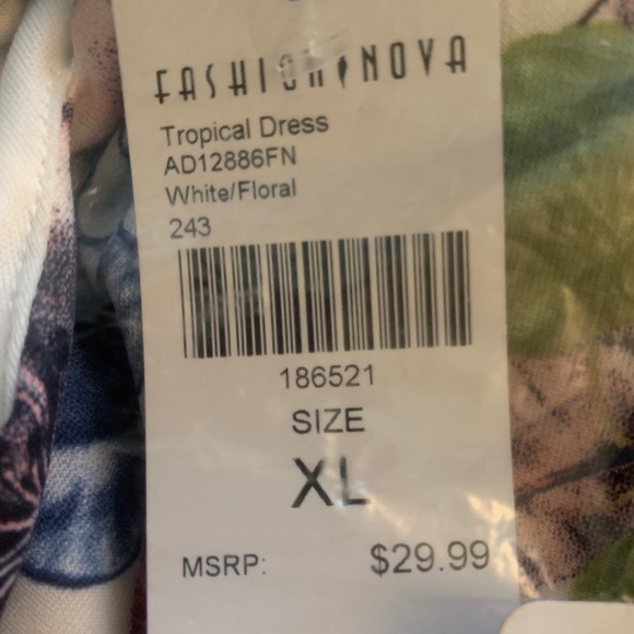Fashion nova tropical dress - Picture 4 of 4